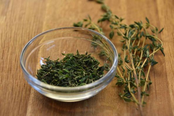 What is thyme herb used for?